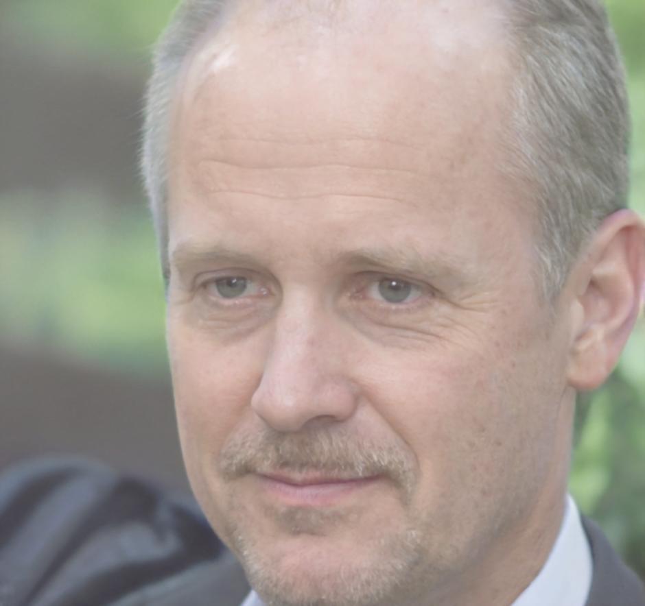 Michael Richter, Finanzanalyst